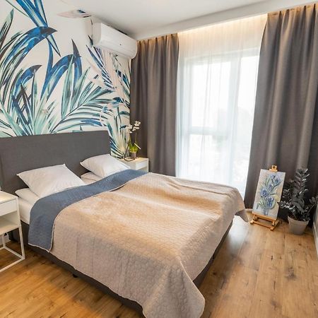 Home Apartament Metro Mlociny 97 바르샤바 외부 사진