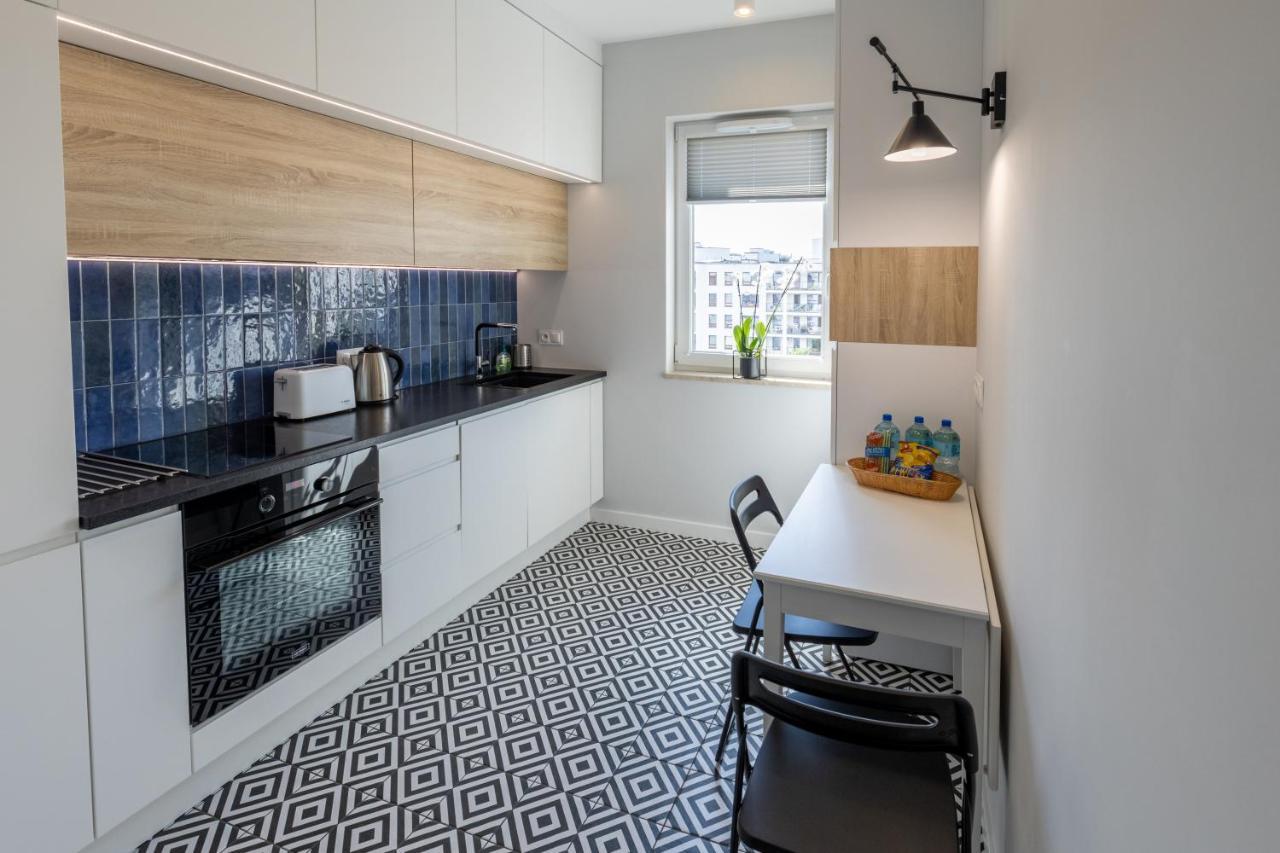 Home Apartament Metro Mlociny 97 바르샤바 외부 사진