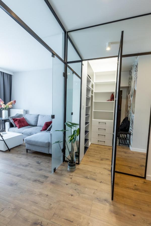 Home Apartament Metro Mlociny 97 바르샤바 외부 사진